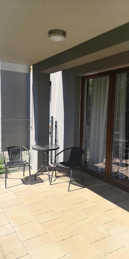 Marina Plaza Apartamenty ヤスタルニャ エクステリア 写真